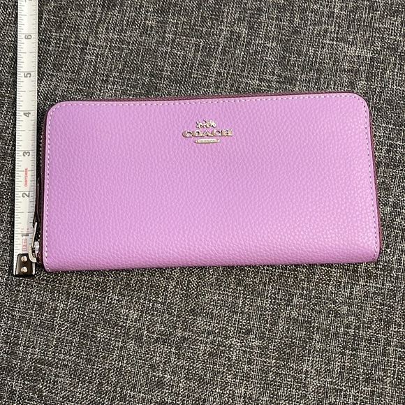 Coach Wallet - Picture 5 of 5
